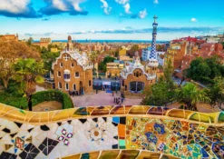 Puzzle 1000 el. Park Güell / Barcelona / Hiszpania