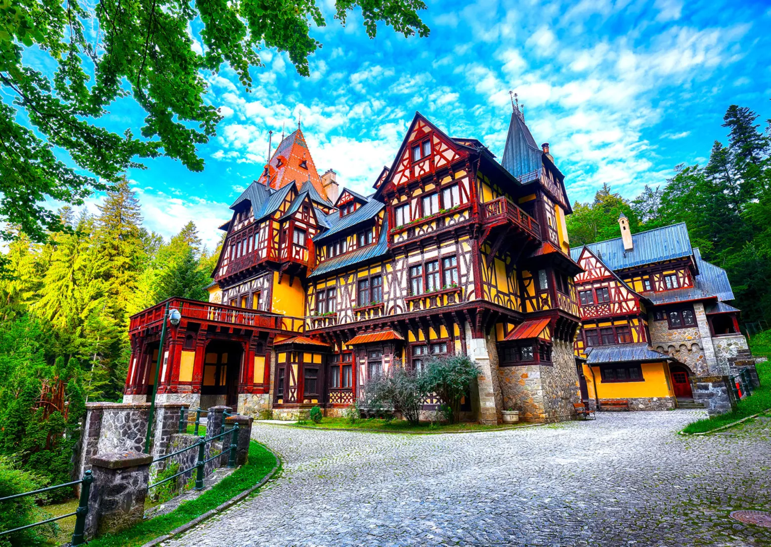 Puzzle 1000 el. Zamek Pelisor / Sinaia / Rumunia